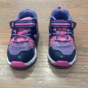 Stride Rite Made to Play Journey Sneaker - Toddler Size 8.5M